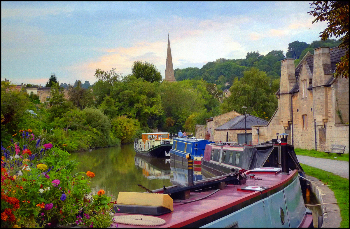 Spire & Narrow Boats